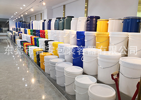 日本大鸡巴操逼网站吉安容器一楼涂料桶、机油桶展区